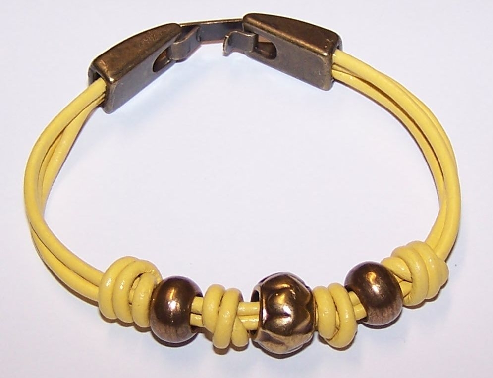 Brazalete Pulsera 10 Cuero 2mm Bola Decorada Cierre Metal Oro Viejo Hecho a Mano
